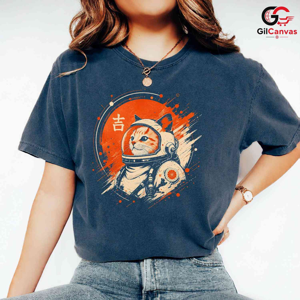 Space Astronaut Cat T-Shirt Unisex Cool Graphic Funny Feline Lover Design Tee